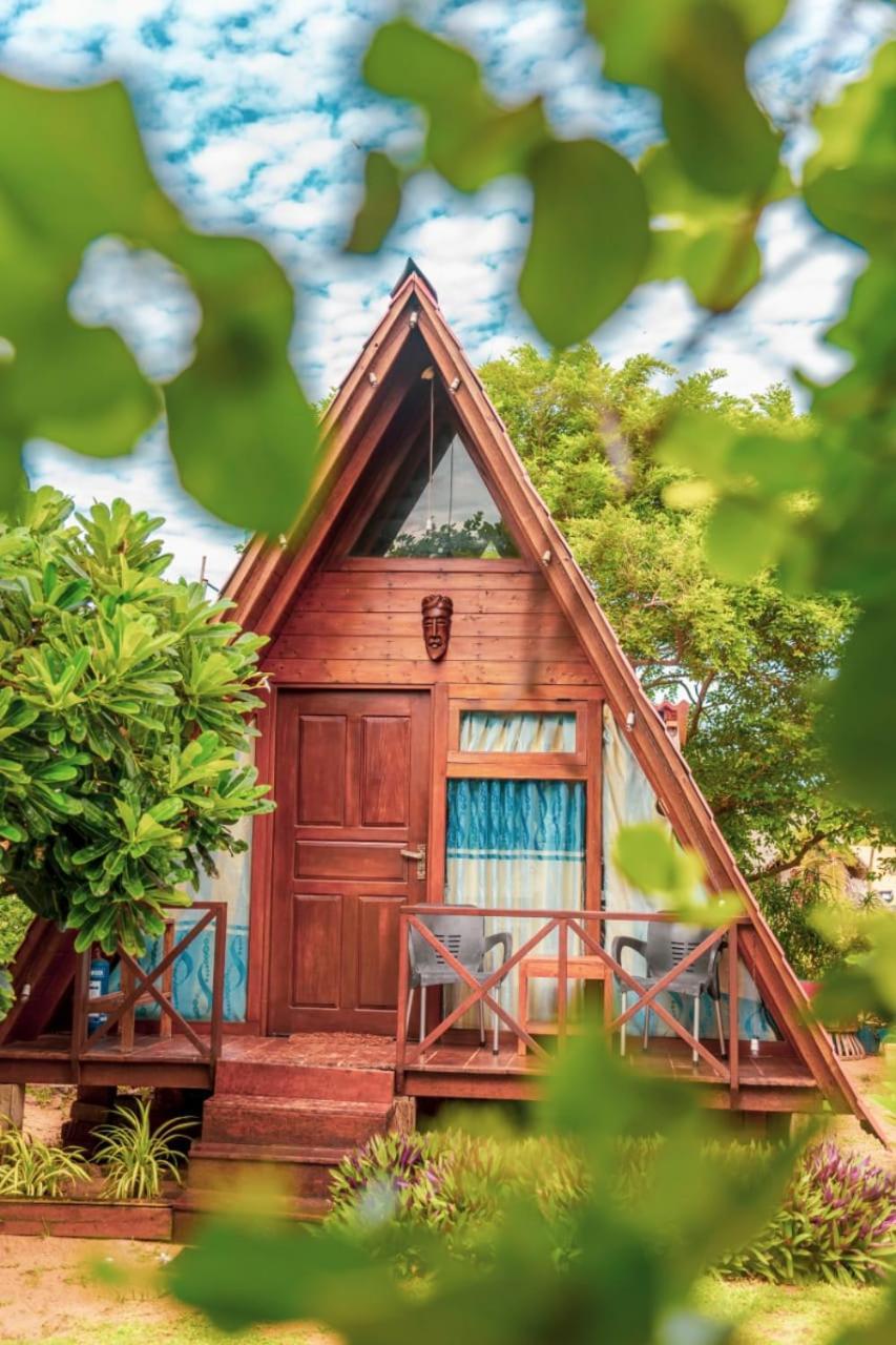 That'S Why Beach Cabanas Nilaveli Exterior foto