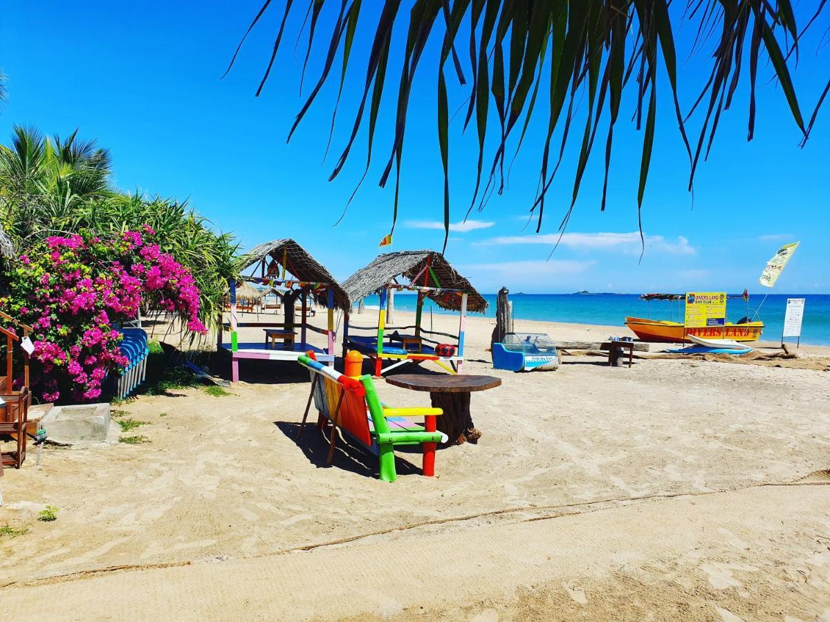 That'S Why Beach Cabanas Nilaveli Exterior foto
